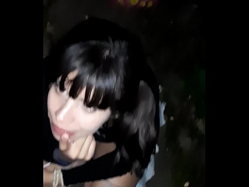 ❤️ 거리에서 사탕과 교환으로 부어오른 페니스 ❤❌ 홈메이드 포르노 우리 ko.assistentai.ru ❌